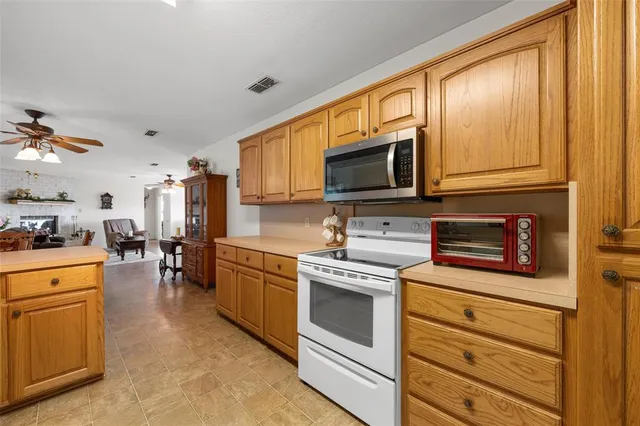 $827,700 | 2767 Highway 174, Kopperl, TX 76652