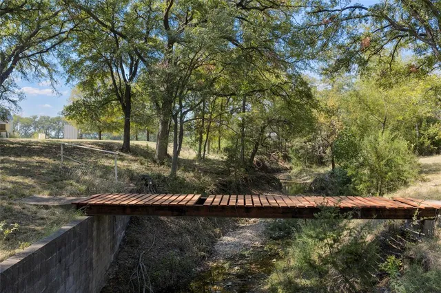 $827,700 | 2767 Highway 174, Kopperl, TX 76652