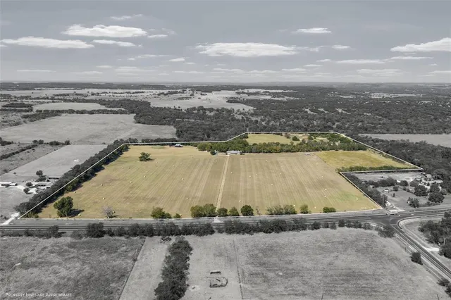 $827,700 | 2767 Highway 174, Kopperl, TX 76652