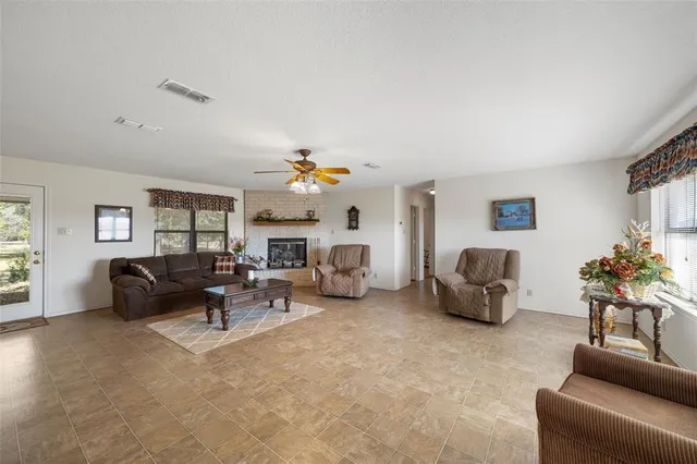 $827,700 | 2767 Highway 174, Kopperl, TX 76652