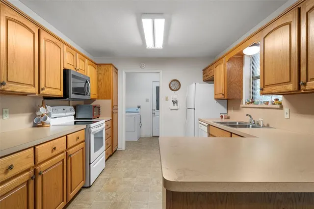 $827,700 | 2767 Highway 174, Kopperl, TX 76652