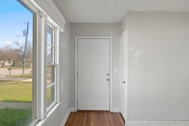 $230,000 | 701 North Washington Street, La Grange, TX 78945