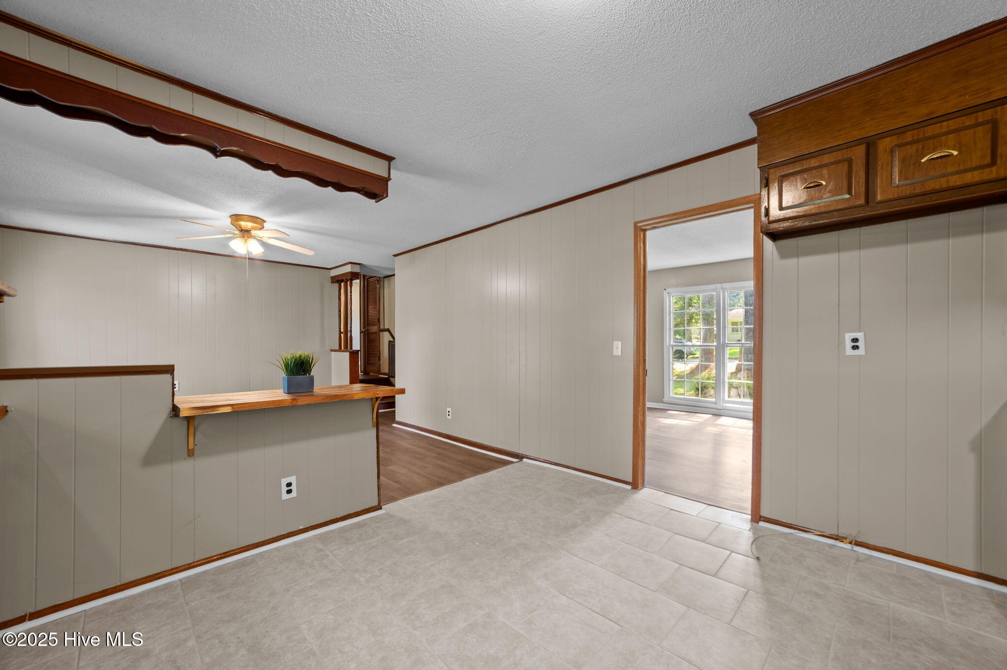 802 Eagle Road Kinston, NC 28501 - Photo 28 of 46 Kitchen