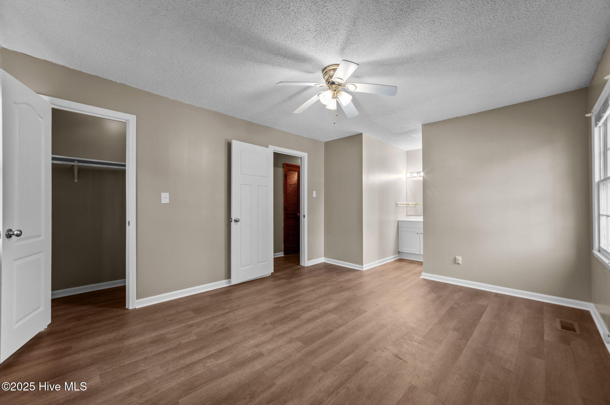 802 Eagle Road Kinston, NC 28501 - Photo 30 of 46 Primary Bedroom