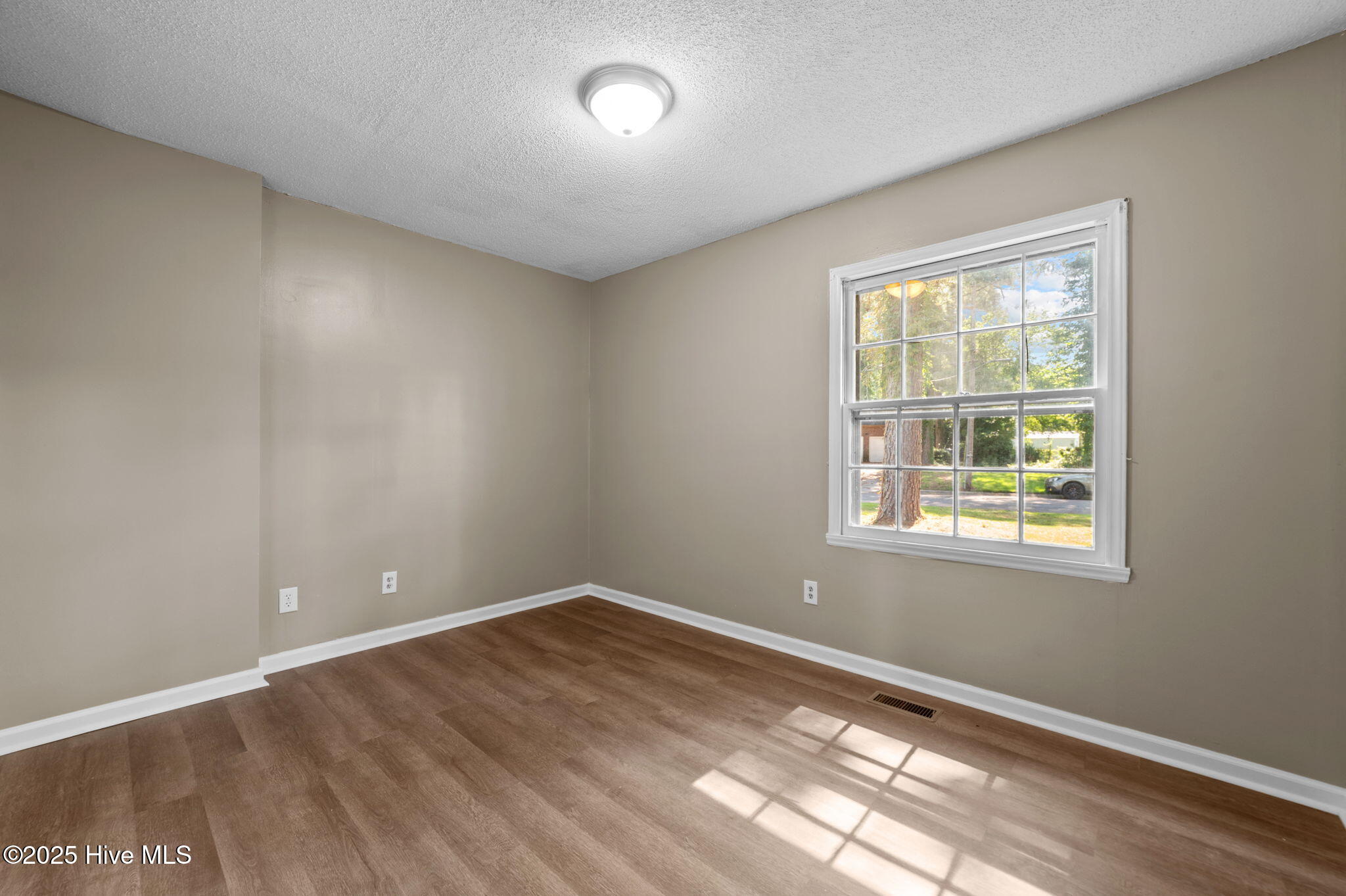 802 Eagle Road Kinston, NC 28501 - Photo 32 of 46 Bedroom #2