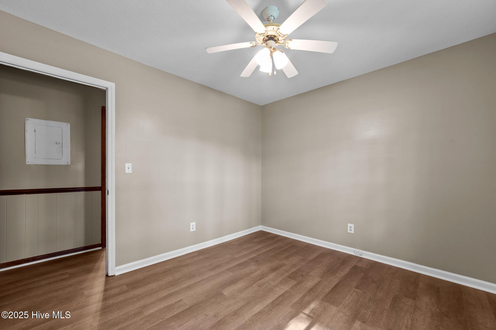 802 Eagle Road Kinston, NC 28501 - Photo 35 of 46 Bedroom #3