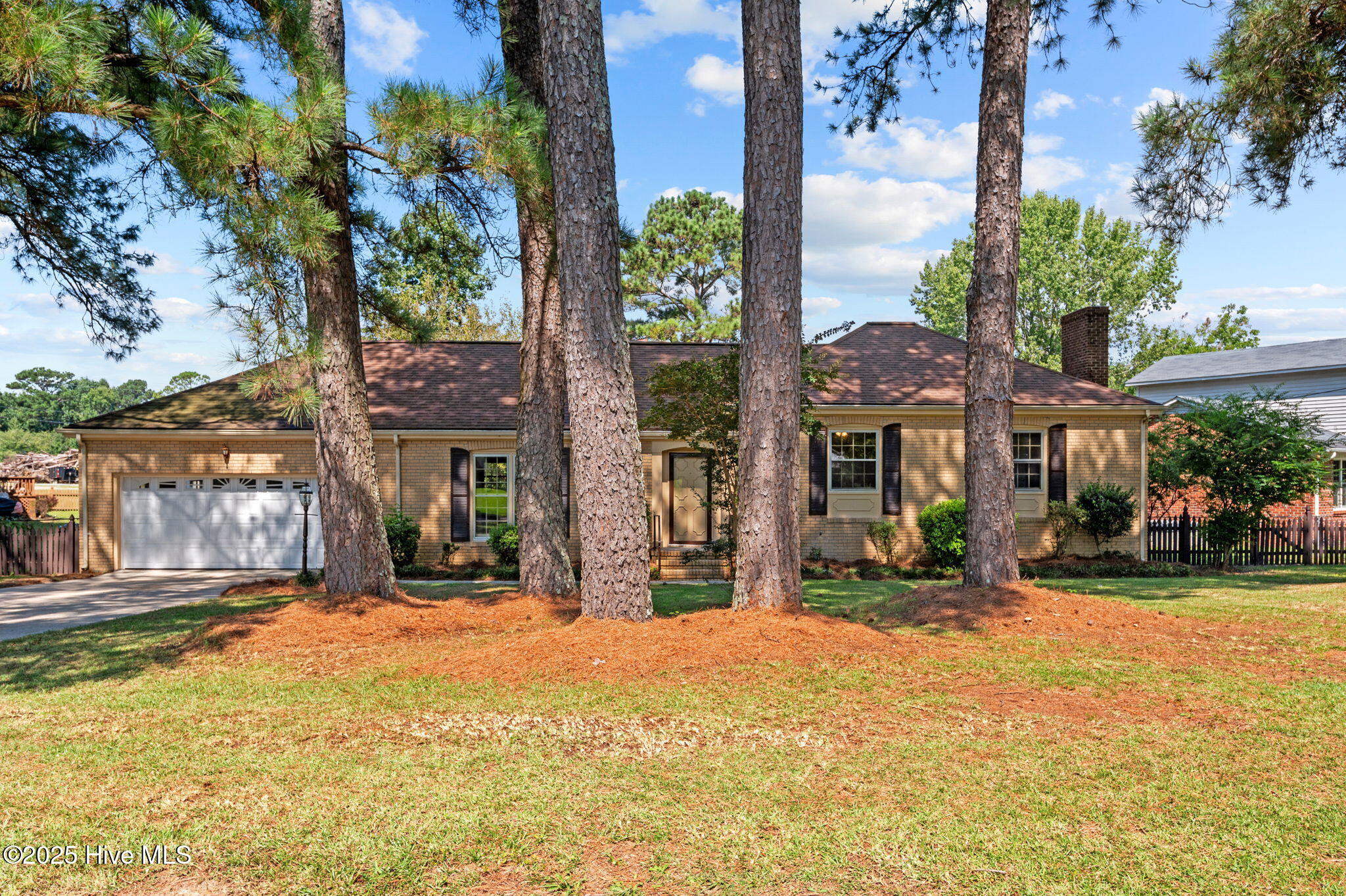 802 Eagle Road Kinston, NC 28501 - Photo 6 of 46 Front view