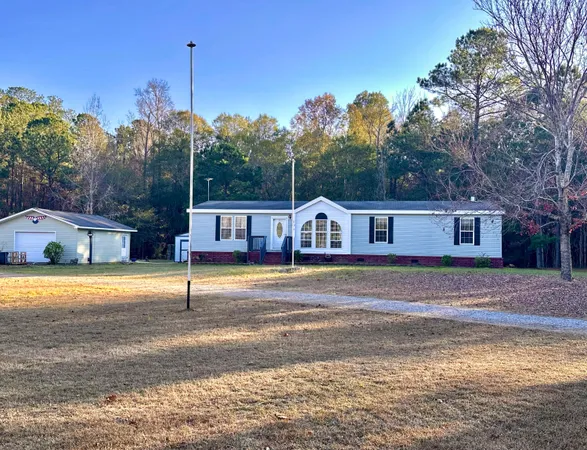 $299,999 | 106 Airborne Way, Cross, SC 29436