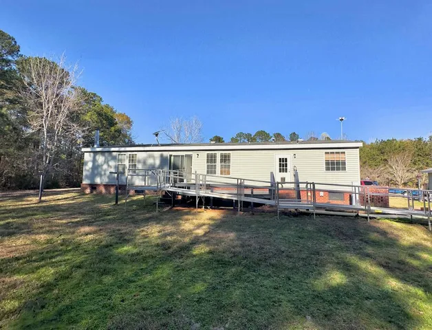 $299,999 | 106 Airborne Way, Cross, SC 29436