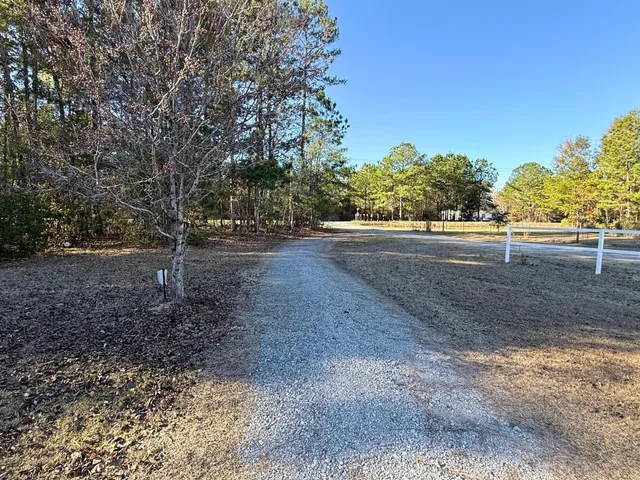 $299,999 | 106 Airborne Way, Cross, SC 29436