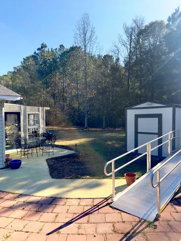 $299,999 | 106 Airborne Way, Cross, SC 29436