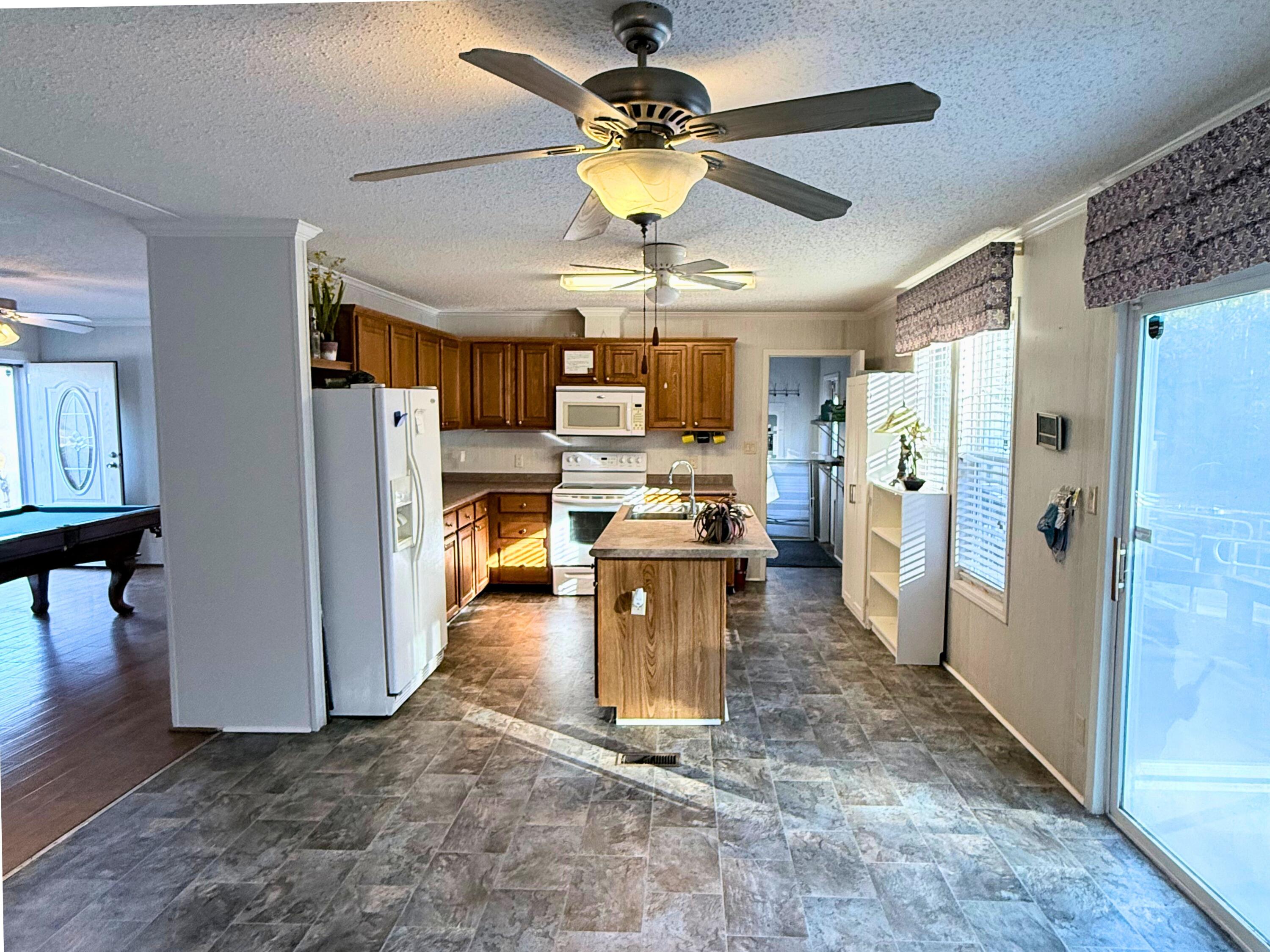 106 Airborne Way Cross, SC 29436 - Photo 7 of 37 Kitchen Cross