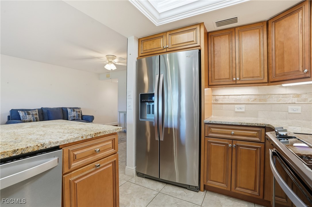 5845 Trailwinds Drive, Unit 515 Fort Myers, FL 33907 - Photo 11 of 49
