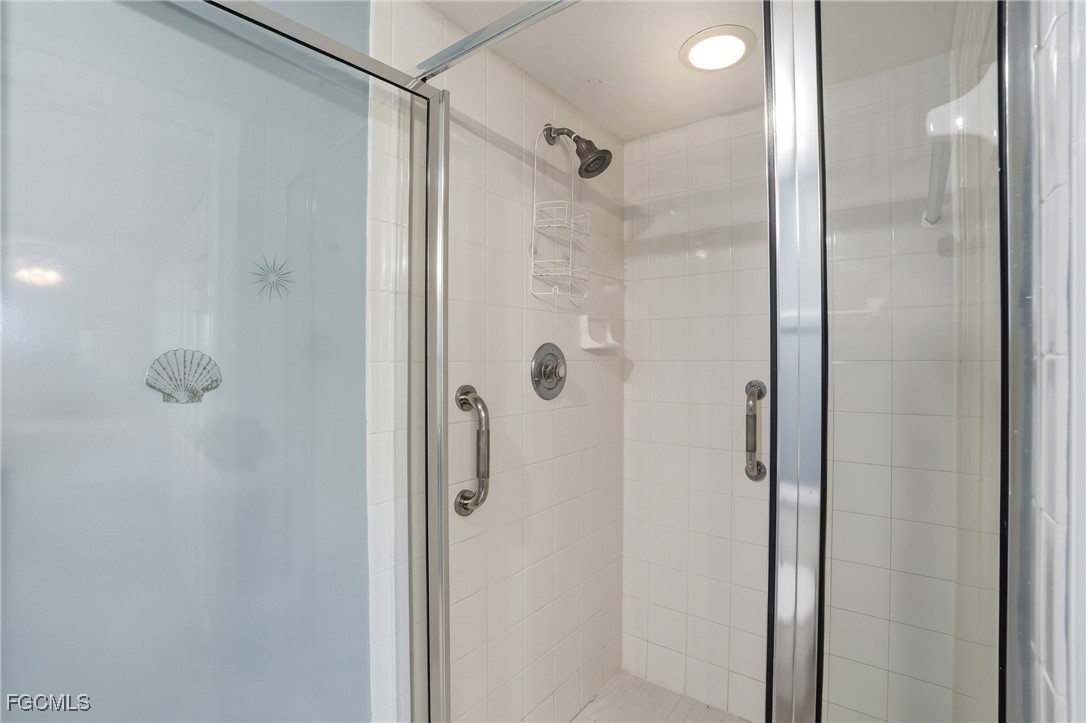 5845 Trailwinds Drive, Unit 515 Fort Myers, FL 33907 - Photo 16 of 49