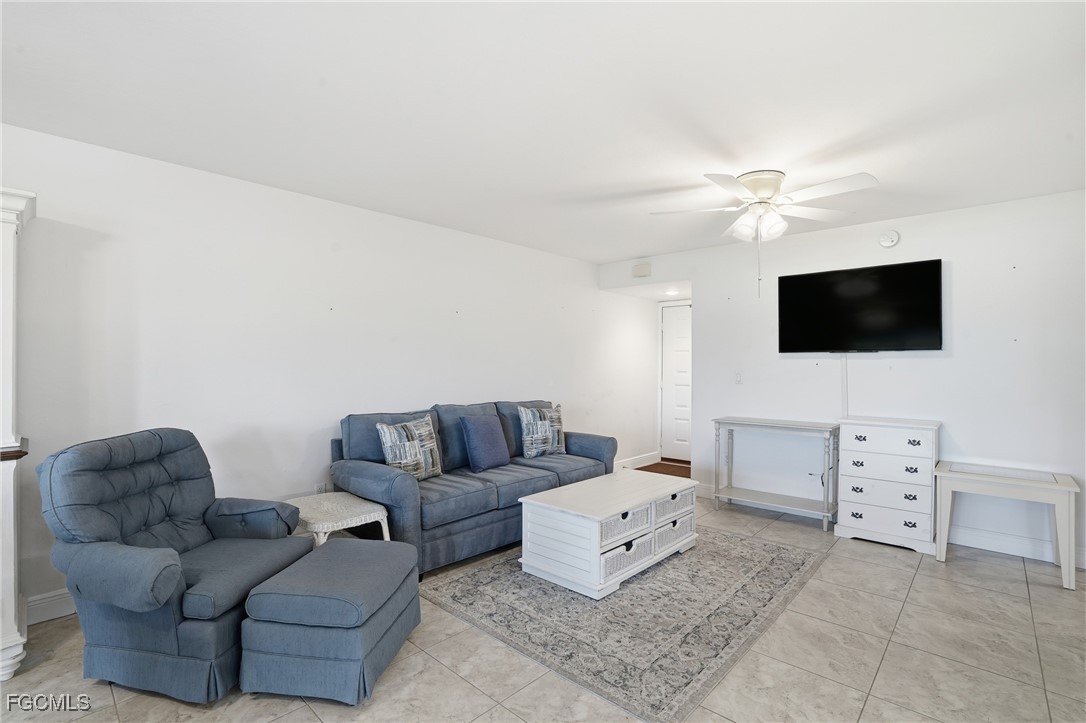 5845 Trailwinds Drive, Unit 515 Fort Myers, FL 33907 - Photo 6 of 49