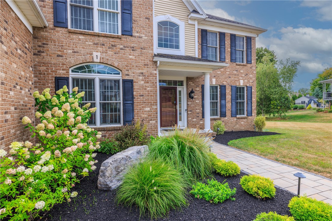 1 Cali Ridge Penfield, NY 14450 - Photo 3 of 50