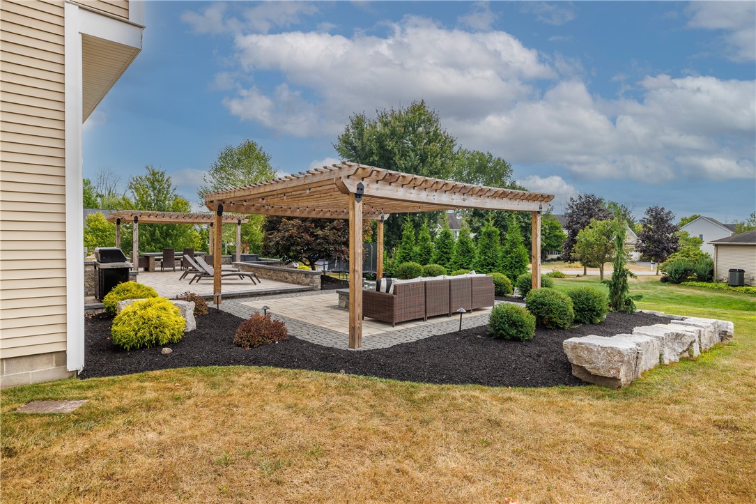 1 Cali Ridge Penfield, NY 14450 - Photo 37 of 50