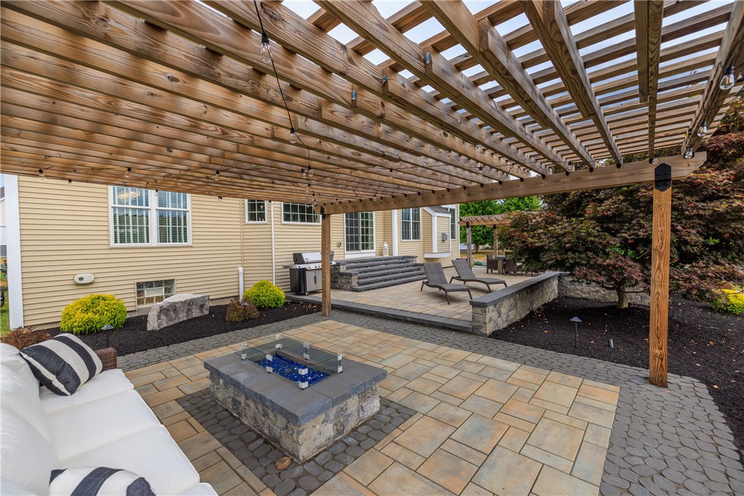 1 Cali Ridge Penfield, NY 14450 - Photo 41 of 50