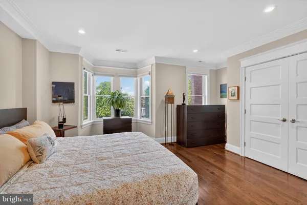 $1,495,000 | 623 Massachusetts Avenue Northeast, Washington, DC 20002
