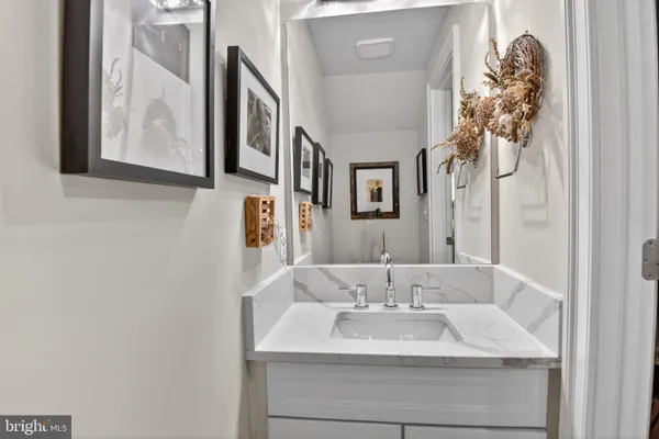 $1,495,000 | 623 Massachusetts Avenue Northeast, Washington, DC 20002