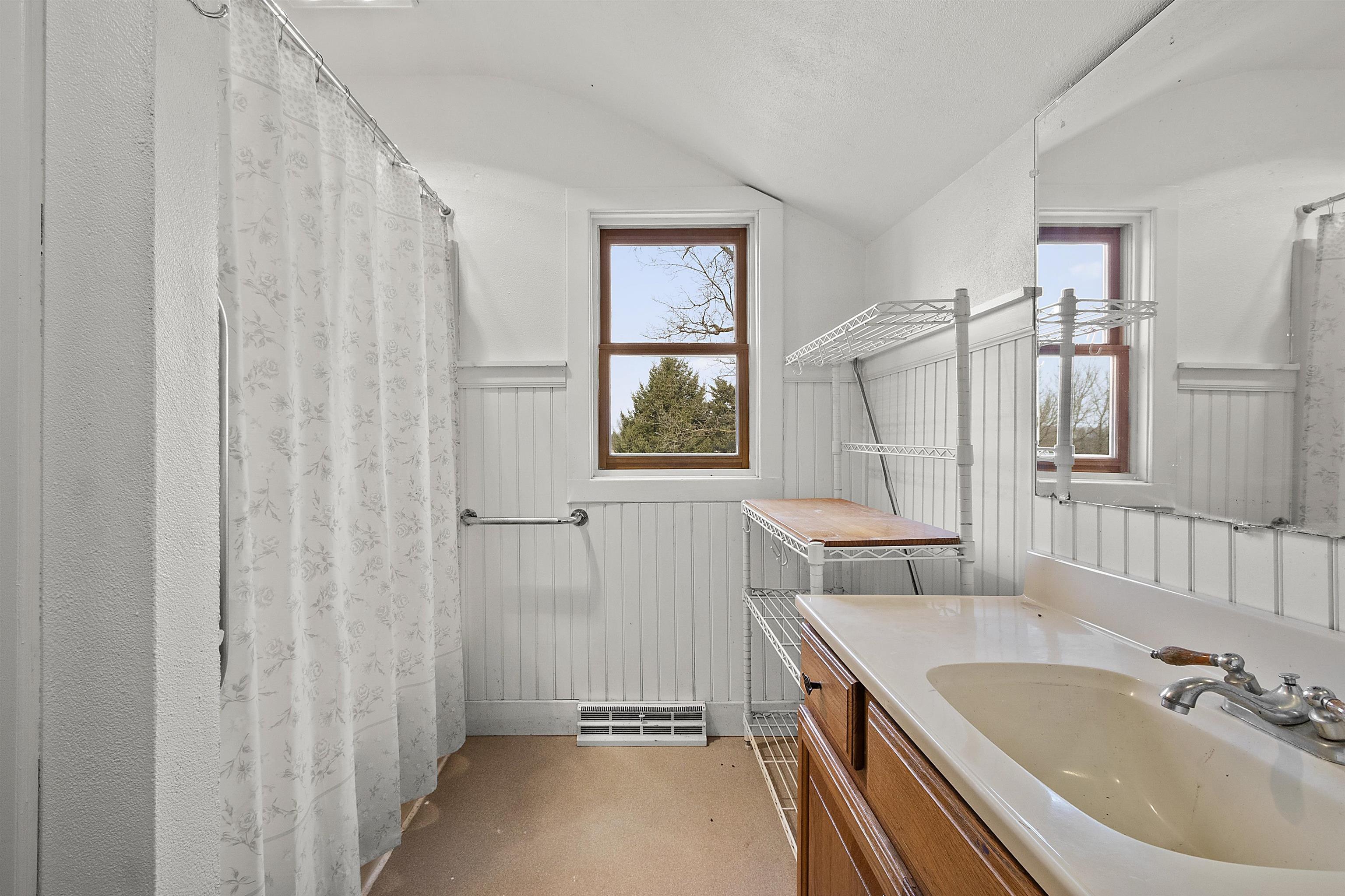 E10702 Eulrich Road Clintonville, WI 54929 - Photo 11 of 48