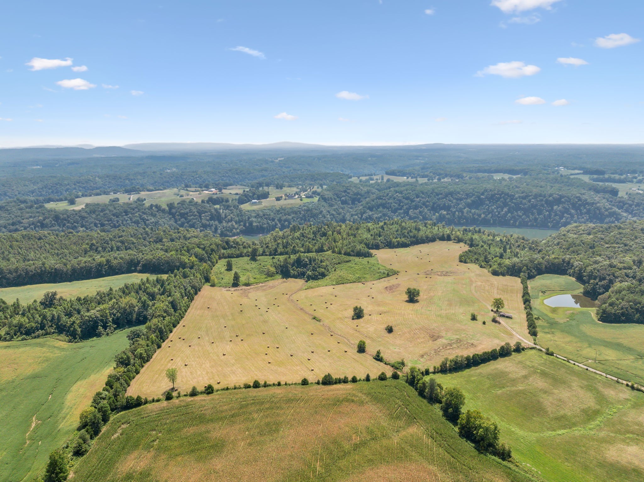 341 Anthony Adcock Road Sparta, TN 38583 - Photo 26 of 37 an aerial view of a house