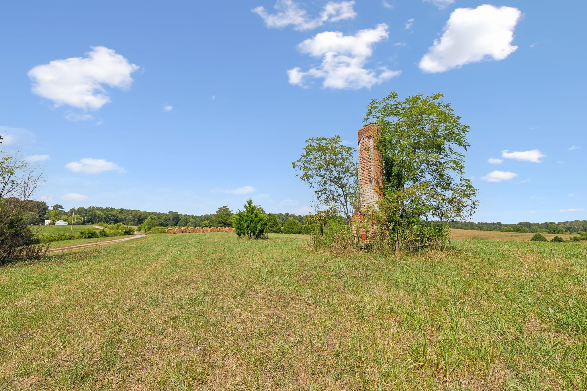 341 Anthony Adcock Road Sparta, TN 38583 - Photo 6 of 37 a view of lake view and mountain view