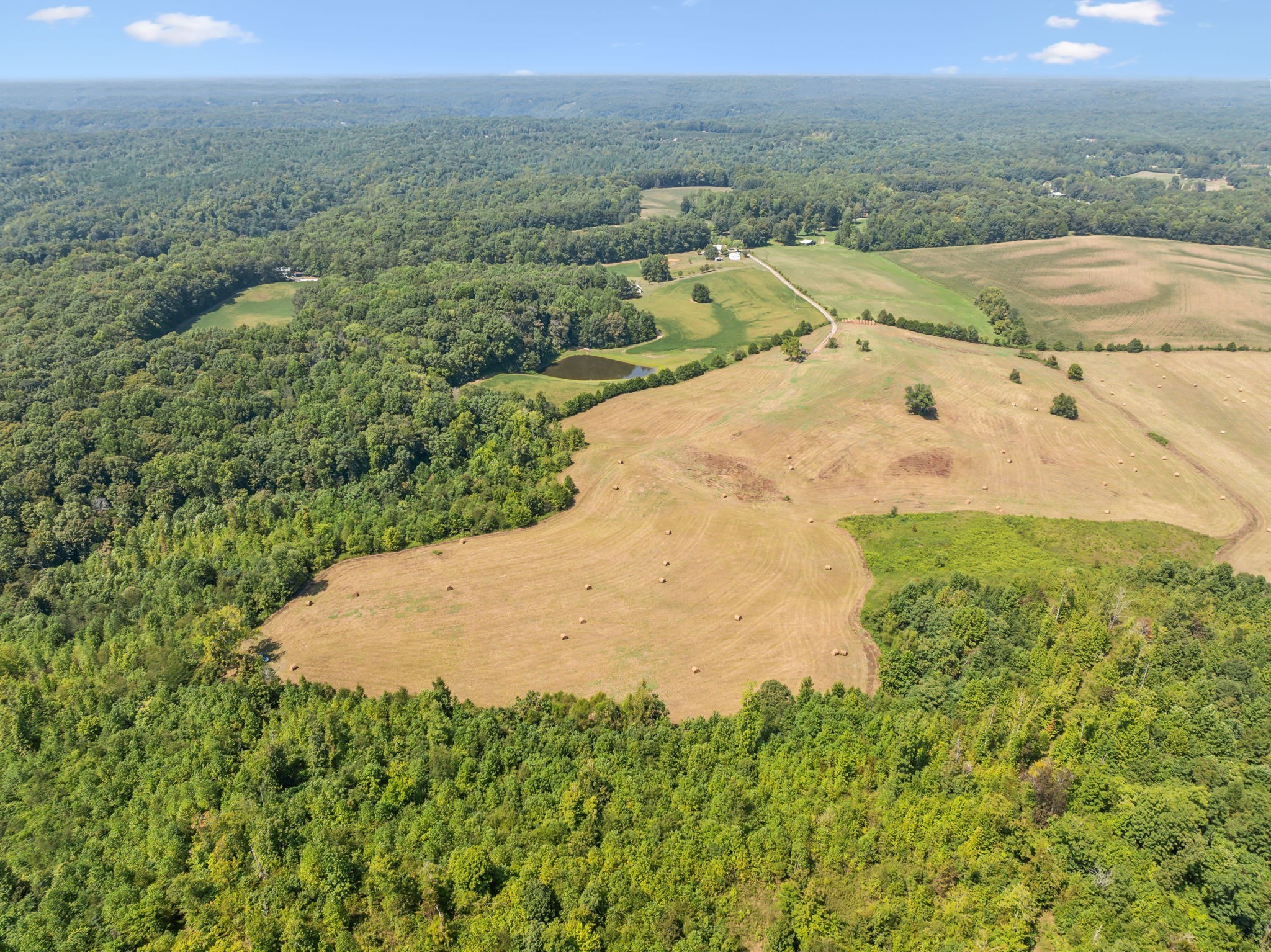 341 Anthony Adcock Road Sparta, TN 38583 - Photo 9 of 37 an aerial view of a house