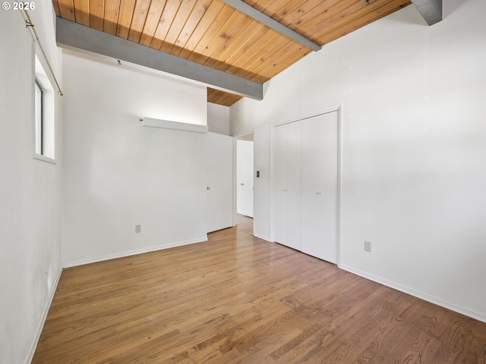 2950 Southwest Sunset Boulevard Portland, OR 97239 - Photo 23 of 47 Bedroom