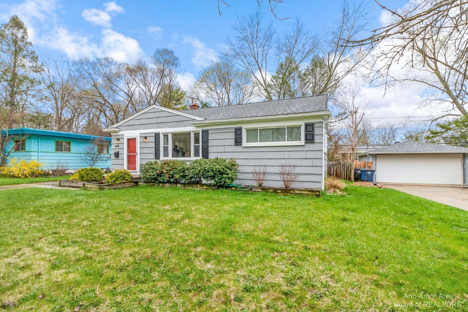 906 Pomona Road Ann Arbor, MI 48103 - Photo 4 of 42 Photo 4
