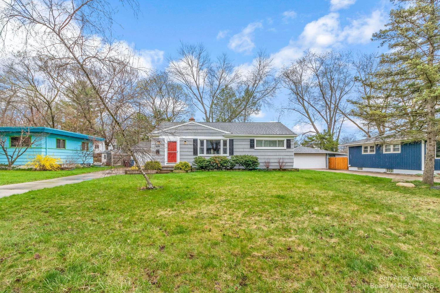 906 Pomona Road Ann Arbor, MI 48103 - Photo 5 of 42 Photo 5