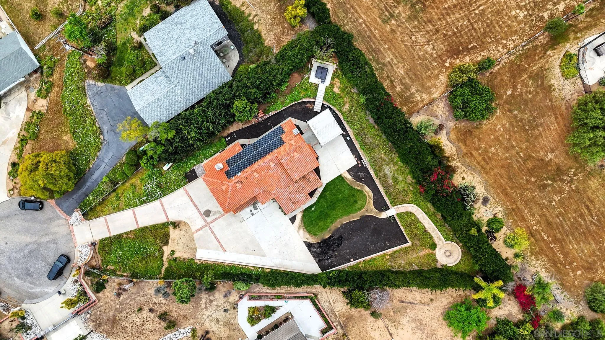 1402 Broken Arrow Lane Fallbrook, CA 92028 - Photo 28 of 34 an aerial view of a house