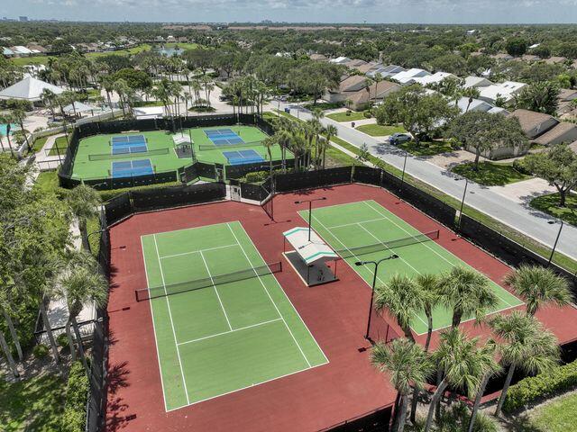 153 Ridge Road Jupiter, FL 33477 - Photo 30 of 34 5