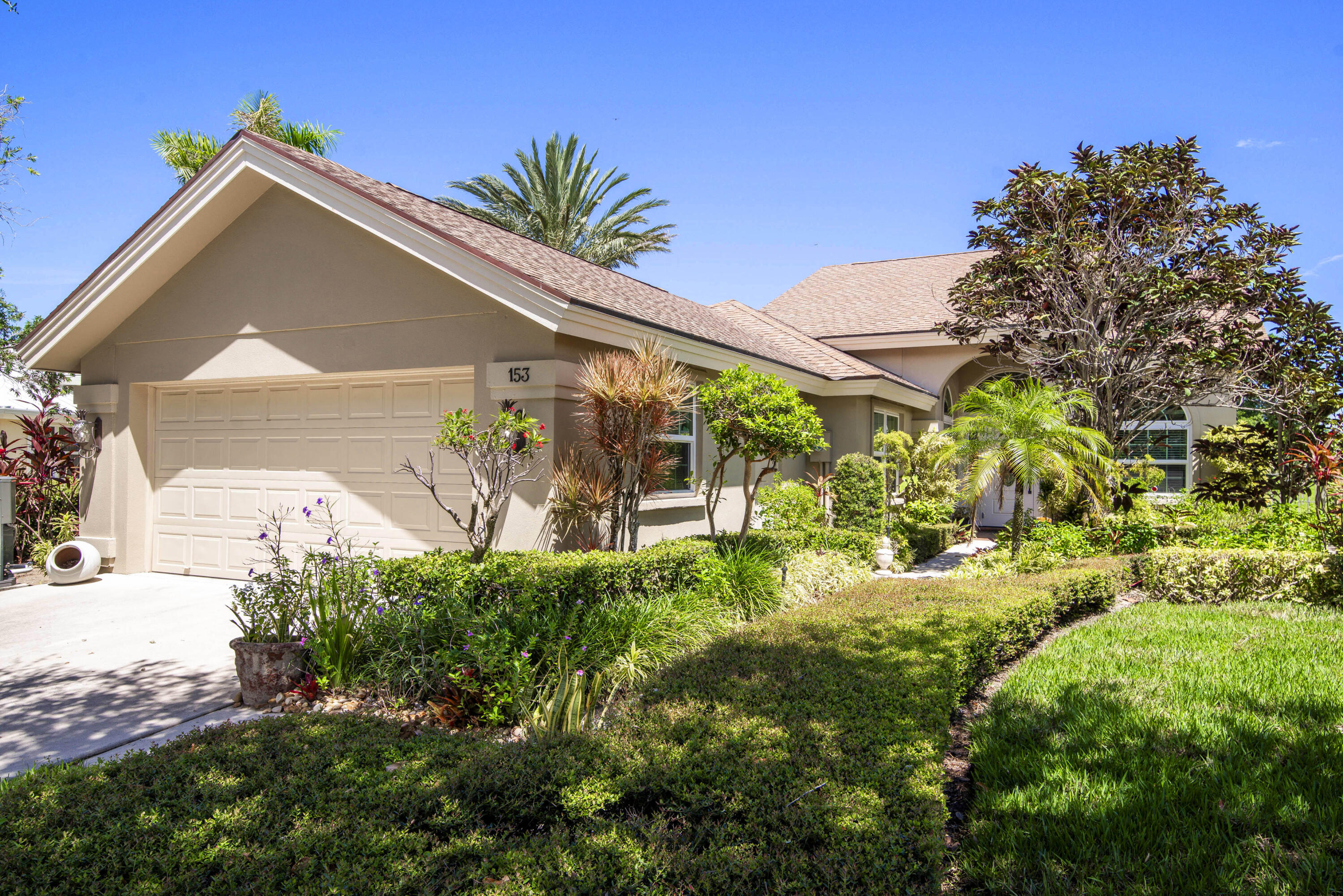 153 Ridge Road Jupiter, FL 33477 - Photo 6 of 34 _IMG4170