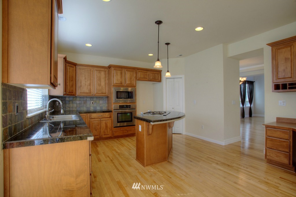 4578 Rutherford Circle Southwest Port Orchard, WA 98367 - Photo 8 of 25 Gallery Image 8