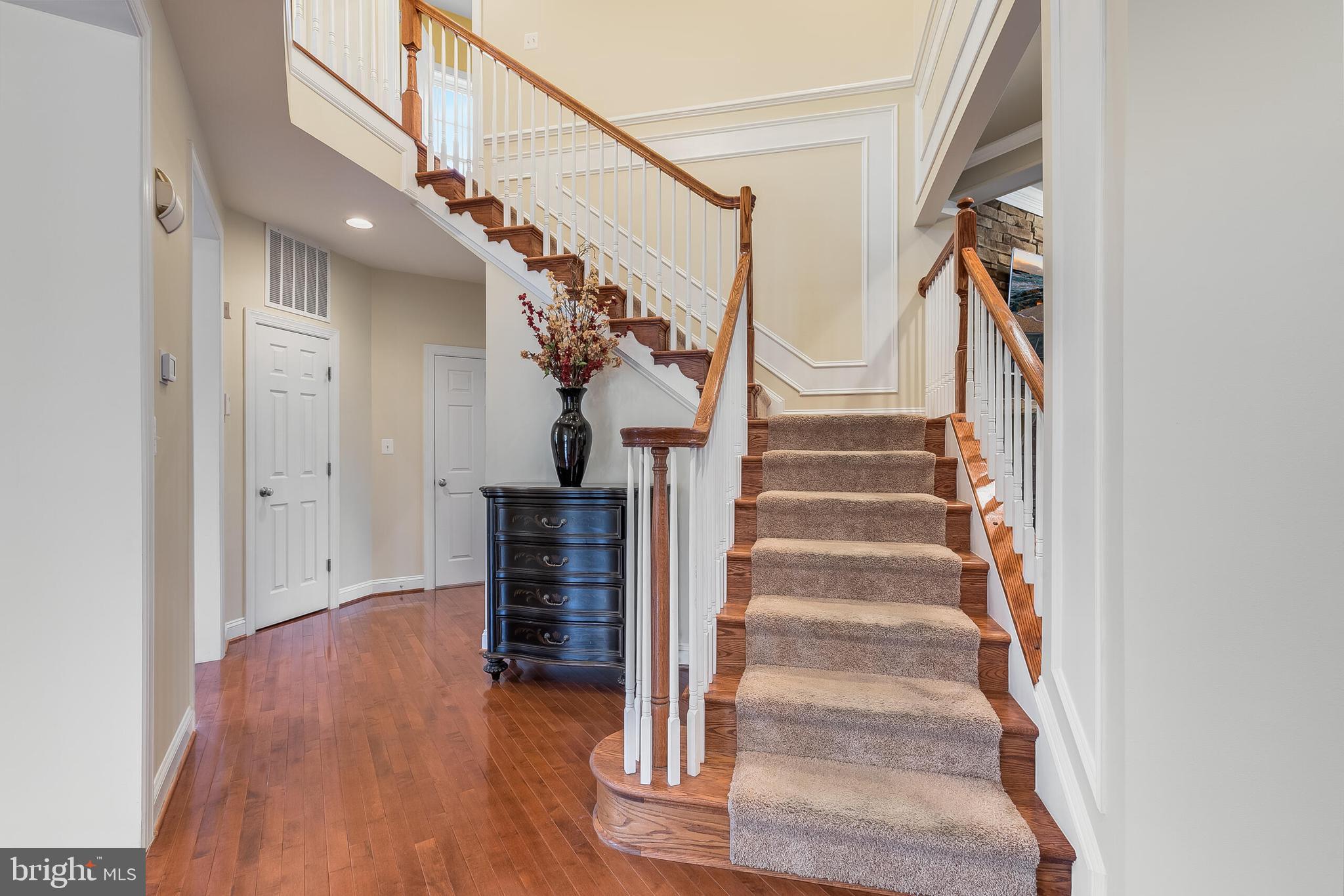 42432 Corro Place Ashburn, VA 20148 - Photo 22 of 55 Main Level Living