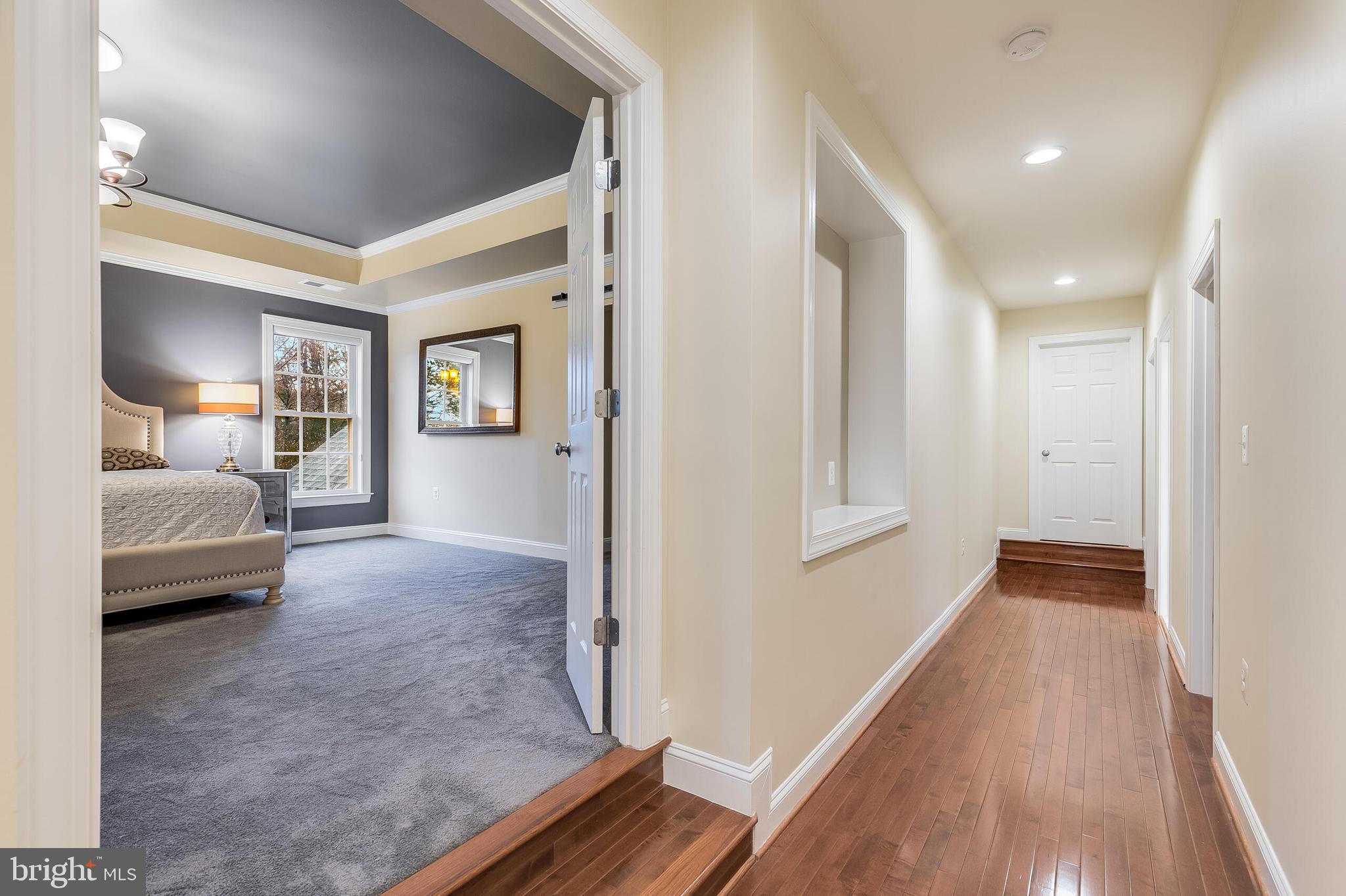 42432 Corro Place Ashburn, VA 20148 - Photo 26 of 55 Upper Level Hallway