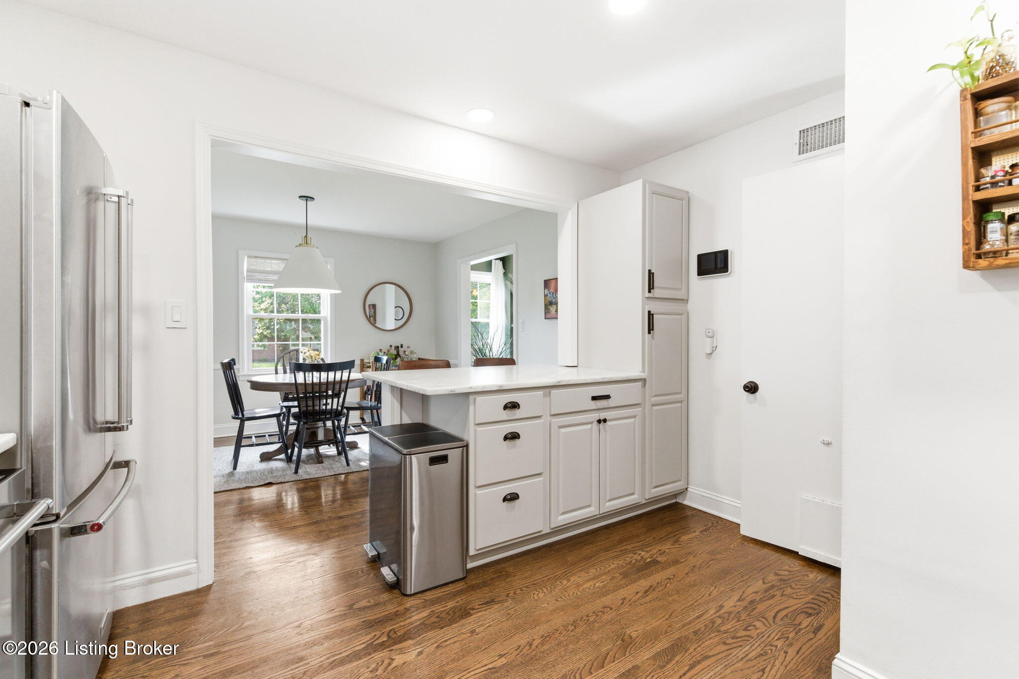 501 Brookview Road Louisville, KY 40207 - Photo 14 of 59 501 Brookview Rd-26