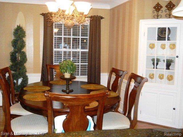 342 Fisher Road Grosse Pointe, MI 48230 - Photo 3 of 27 DSCN0023.JPG