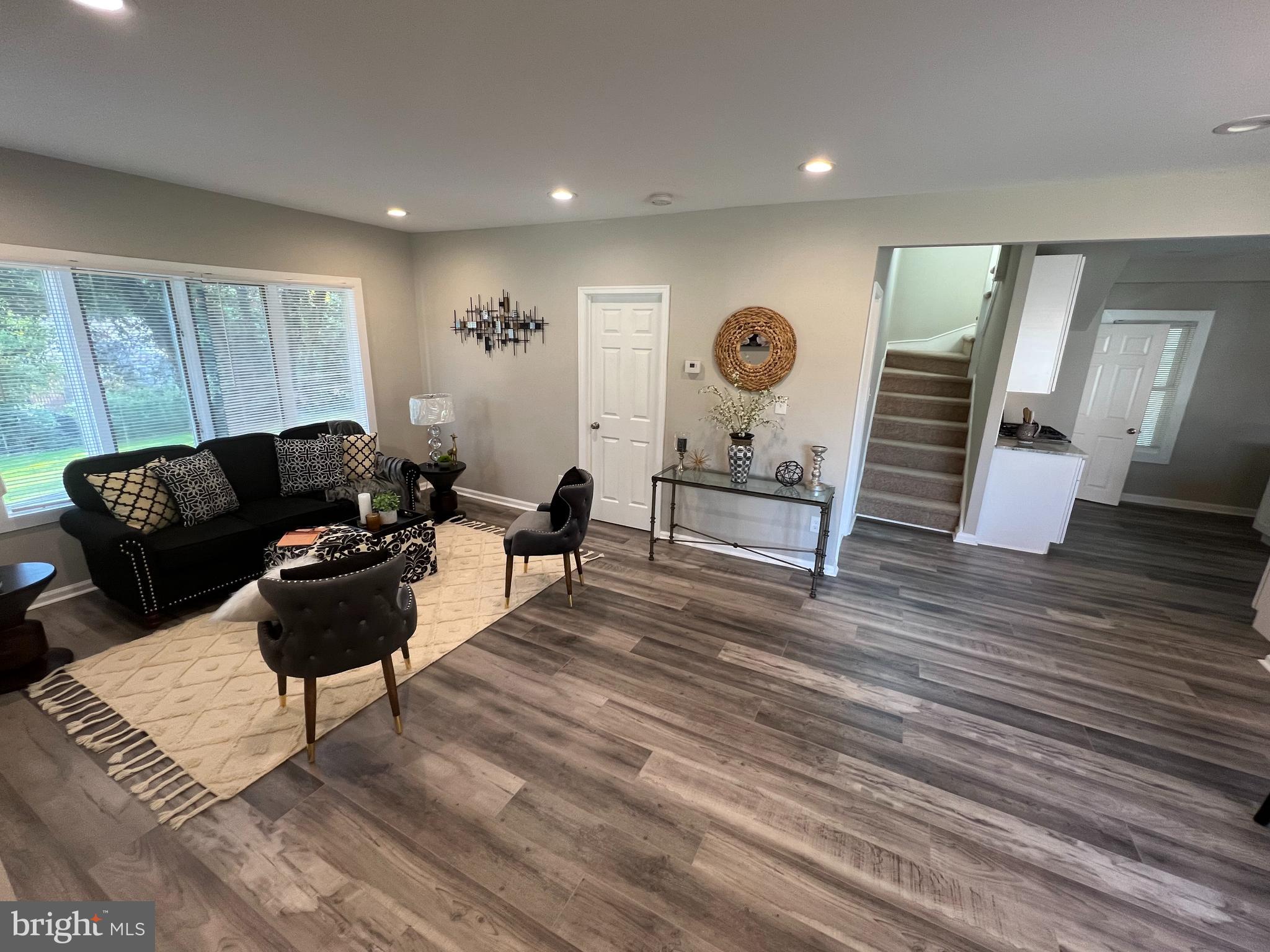 642 Greenhill Road Sharon Hill, PA 19079 - Photo 9 of 27 Gallery Image 9