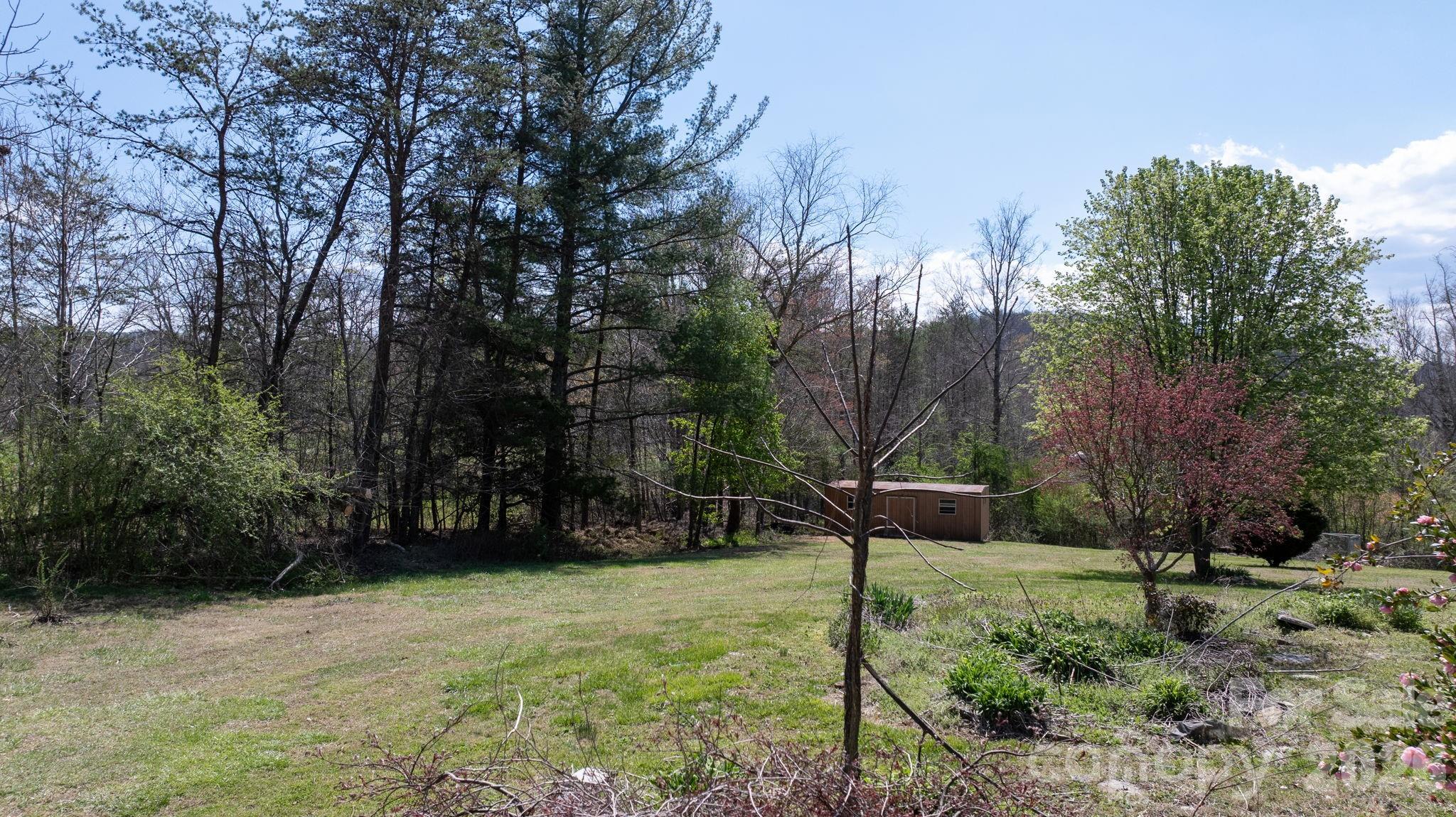 103 Bernice Street Marion, NC 28752 - Photo 39 of 48 a view of a park