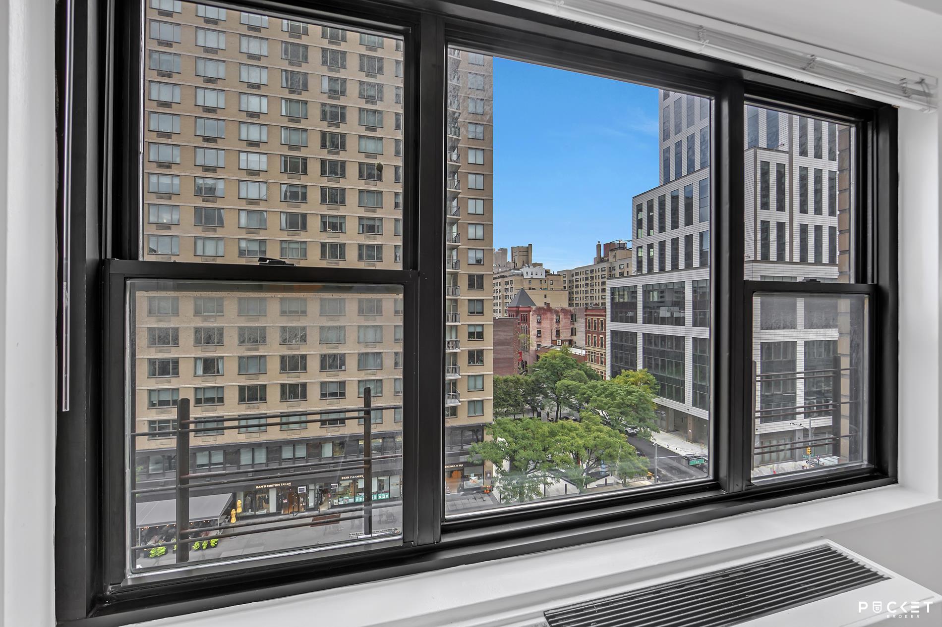 345 East 80th Street, Unit 7D Manhattan, NY 10075 - Photo 5 of 9