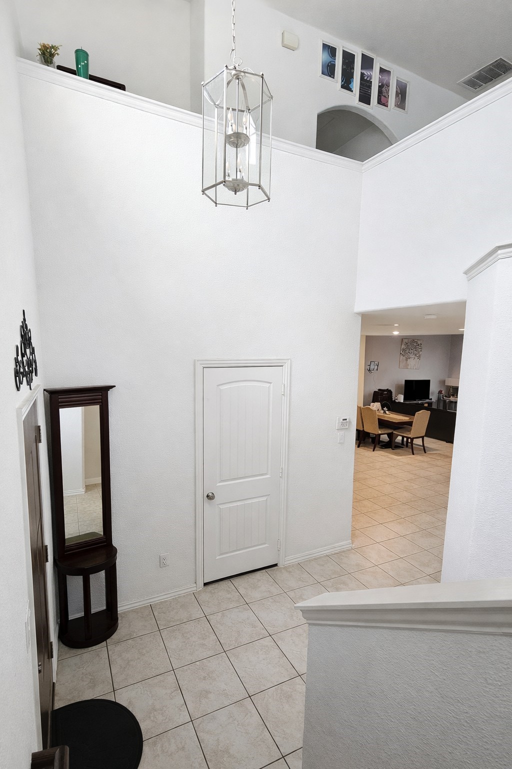 16410 Regal Exeter Drive Houston, TX 77073 - Photo 2 of 21 a view of kitchen and living room