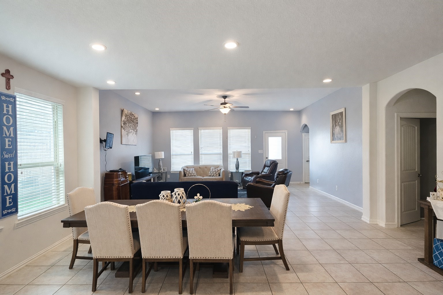 16410 Regal Exeter Drive Houston, TX 77073 - Photo 6 of 21 a dining room with furniture and window