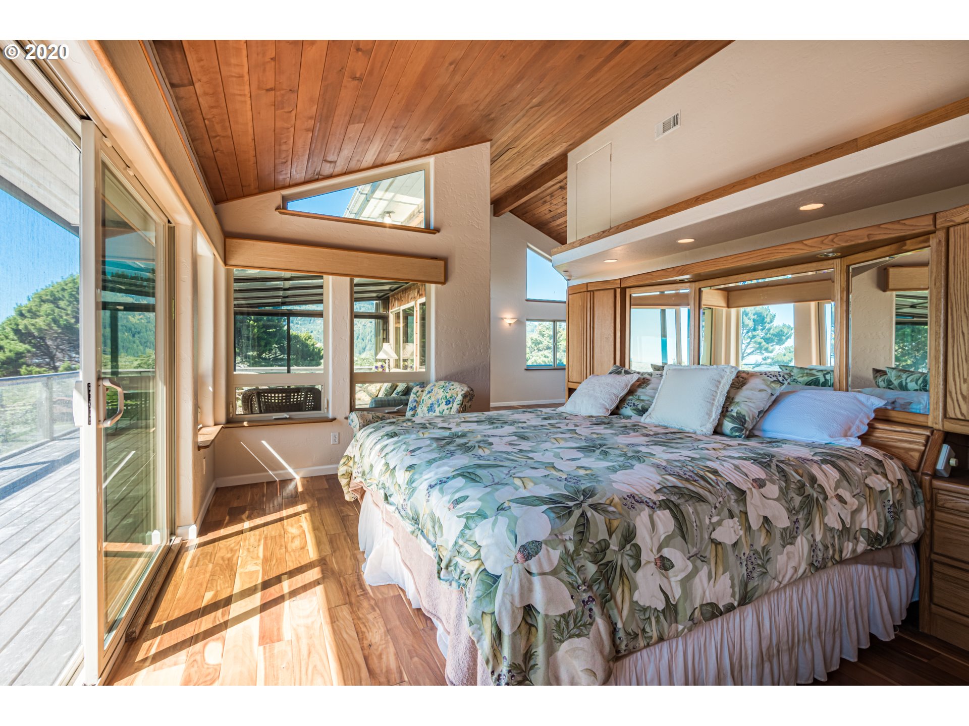 34722 Ophir Road Gold Beach, OR 97444 - Photo 22 of 32 Gallery Image 22