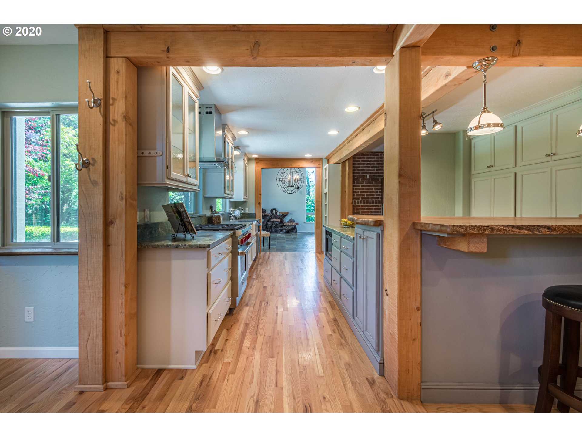 34722 Ophir Road Gold Beach, OR 97444 - Photo 9 of 32 Gallery Image 9