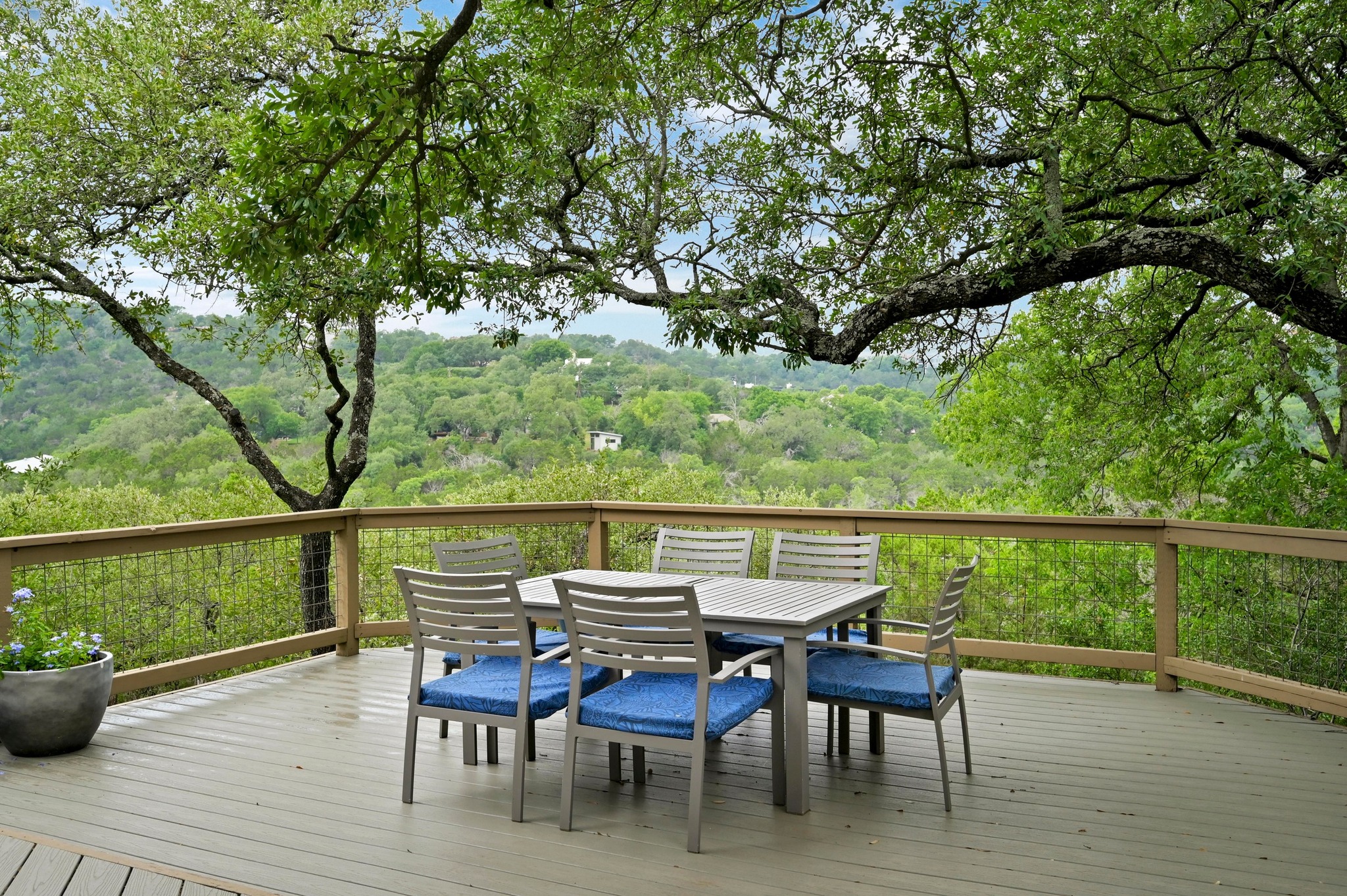 2009 South Oak Canyon Road Austin, TX 78746 - Photo 29 of 37 an outdoor view with a seating space