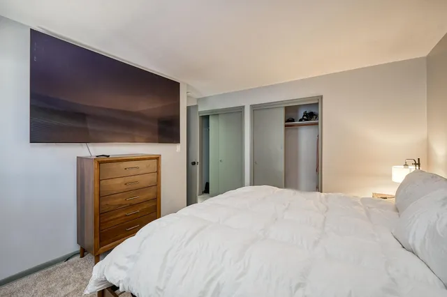 $1,850 | 1284 Snelling Avenue North, St. Paul, MN 55108