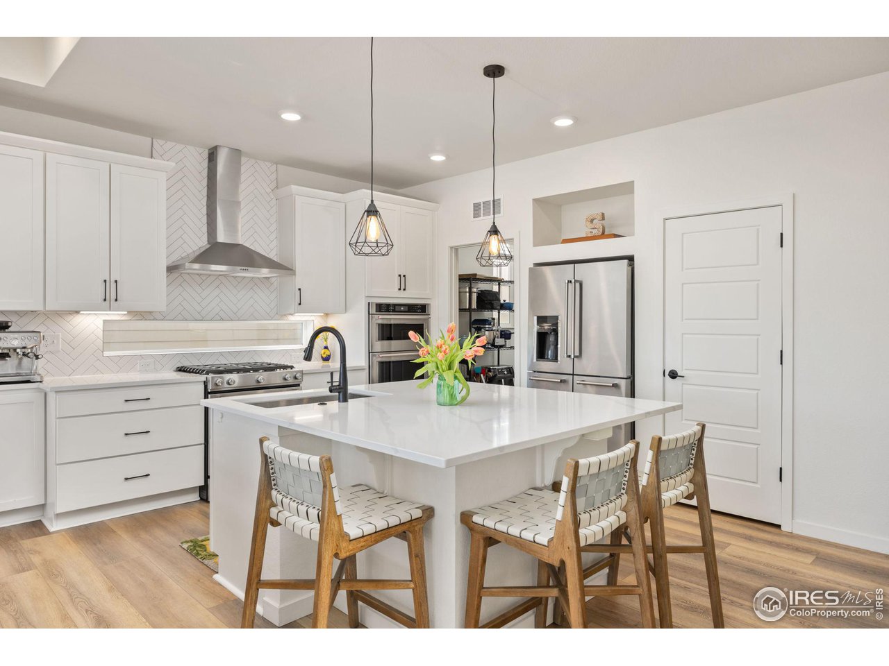 1059 Larkspur Drive Erie, CO 80516 - Photo 6 of 40