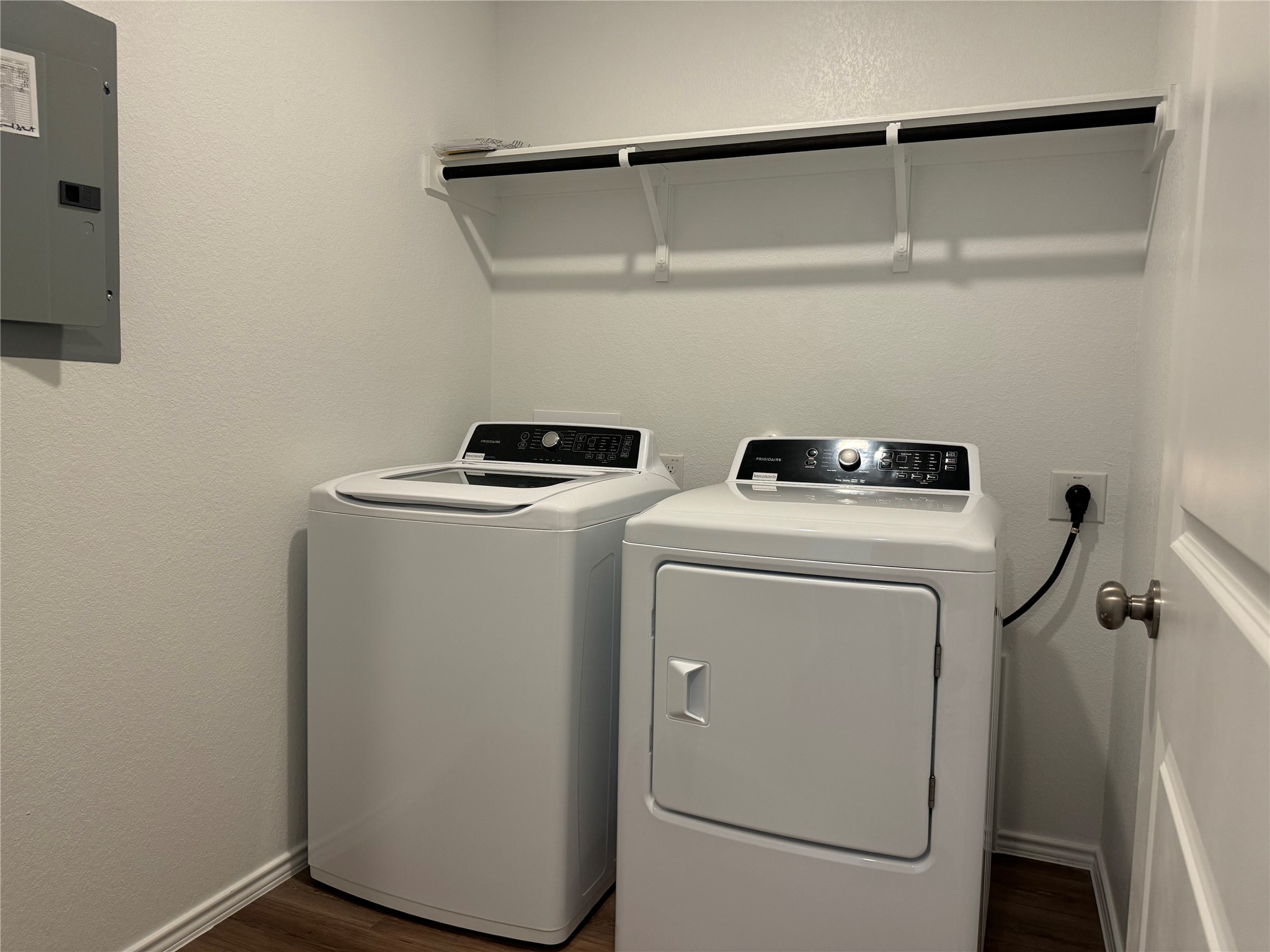 176 Mayacama Loop San Marcos, TX 78666 - Photo 16 of 21 a utility room with dryer and washer